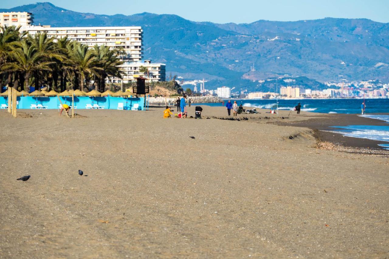 Carihuela Suites Torremolinos Dış mekan fotoğraf
