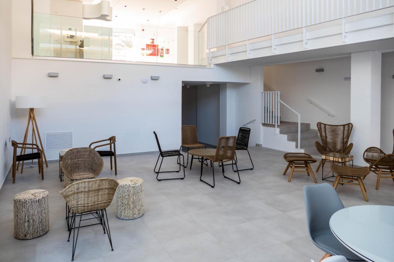 Carihuela Suites Torremolinos Dış mekan fotoğraf