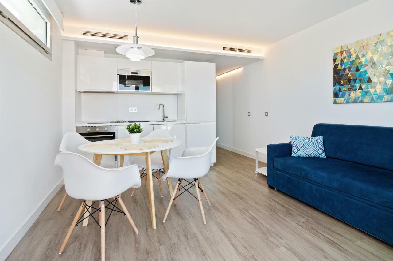 Carihuela Suites Torremolinos Dış mekan fotoğraf
